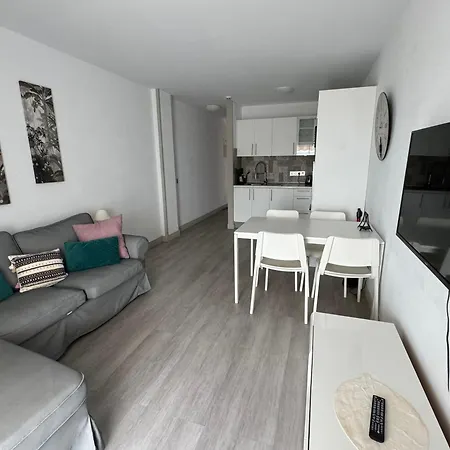 Casa Molly At Garden Apartment